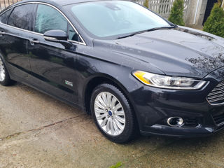 Ford Fusion foto 4