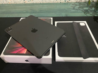 iPad Pro 11 256Gb LTE/4G + iPad Smart Folio foto 2