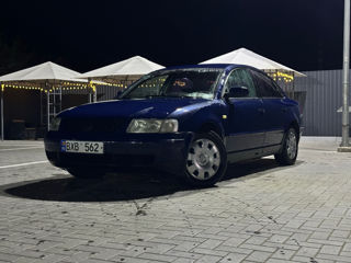 Volkswagen Passat foto 1