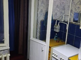 Срочно продам 1-комн 5/9 середина 16700 евро! foto 5