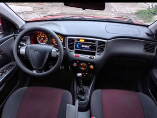 KIA Rio foto 4