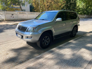 Toyota Land Cruiser Prado foto 3