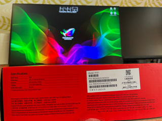 Asus  ROG Herculx Graphics Card Holder фото 8