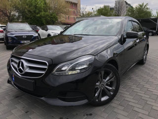 Mercedes E-Class foto 1