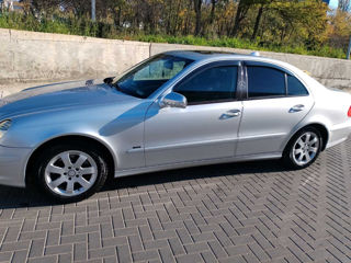 Mercedes E-Class foto 3