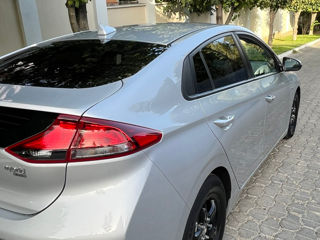 Hyundai IONIQ foto 7