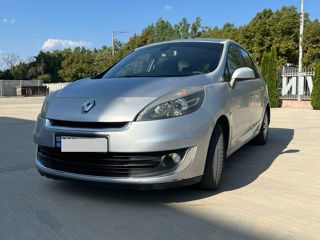 Renault Grand Scenic foto 1