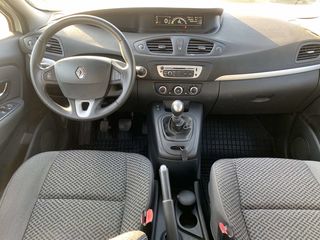 Renault Scenic foto 2