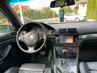 BMW 5 Series foto 9