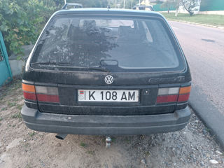 Volkswagen Passat foto 3