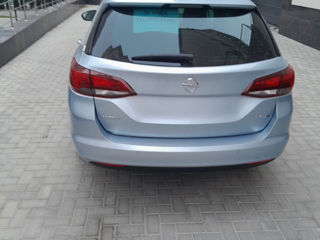 Opel Astra foto 2