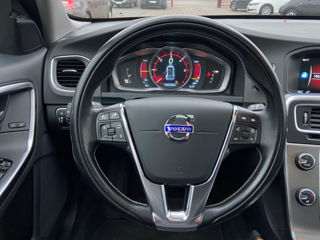 Volvo V60 foto 11