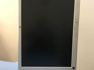 23" HP 2335 Rotating Widescreen LCD Monitor