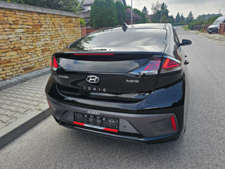 Hyundai IONIQ foto 10