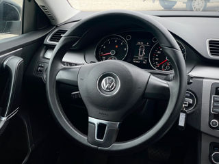 Volkswagen Passat foto 12