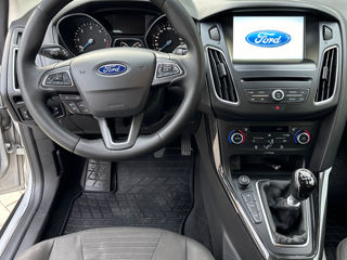 Ford Focus foto 11