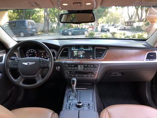 Hyundai Genesis foto 6