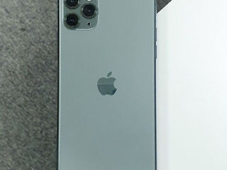 iPhone 11 Pro Max в прекрасном состоянием foto 2
