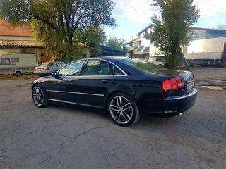 Audi A8 foto 2