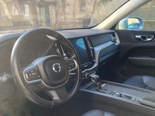 Volvo XC60 foto 2