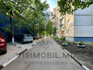 Apartament cu 2 camere, 50 m², Tineret, Ungheni foto 4