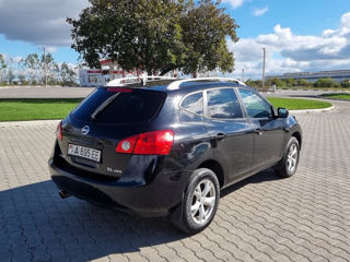 Nissan Rogue foto 5