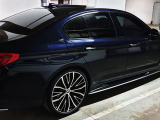 BMW 5 Series foto 6