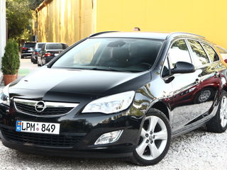 Opel Astra foto 1