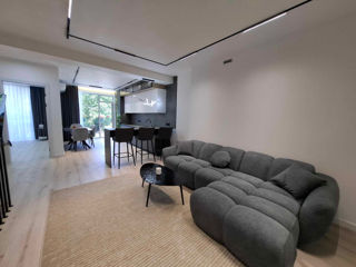 Casa tip Townhouse cu reparatie noua , Durlesti, marginea padurii! foto 3