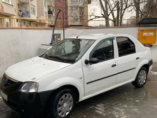 Dacia Logan foto 3