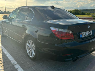 BMW 5 Series foto 9