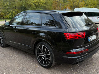 Audi Q7 foto 9