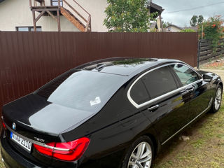 BMW 7 Series foto 4