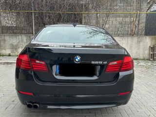 BMW 5 Series foto 4