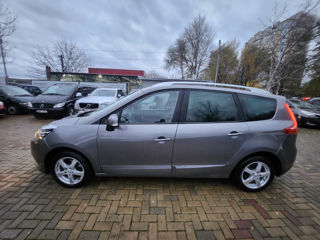 Renault Grand Scenic foto 16