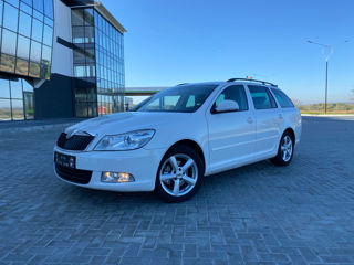 Skoda Octavia foto 2