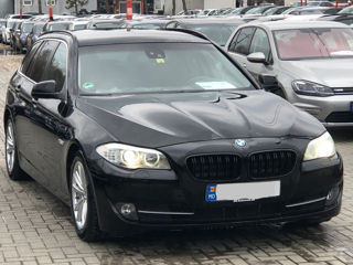 BMW 5 Series foto 4