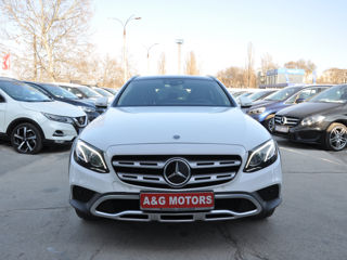 Mercedes E-Class foto 2