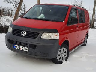 Volkswagen T-5 foto 3