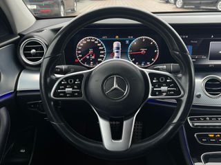 Mercedes E-Class foto 8