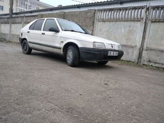 Renault 19 foto 2