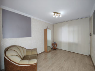 Apartament cu 4 camere, 97 m², Botanica, Chișinău foto 9