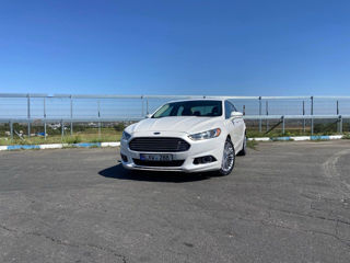 Ford Fusion foto 3