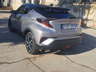 Toyota C-HR foto 5