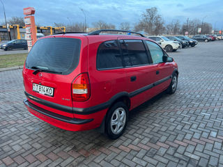 Opel Zafira foto 4