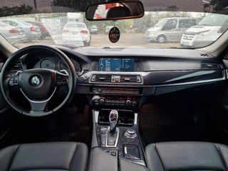 BMW 5 Series foto 9