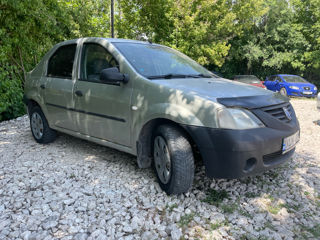 Dacia Logan foto 3