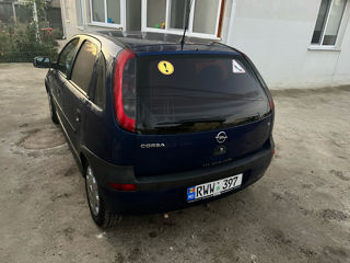 Opel Corsa foto 2