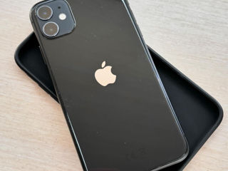 Apple iPhone 11 /64 Gb- 5000 lei