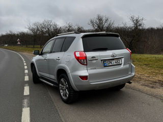 Toyota Rav 4 foto 2